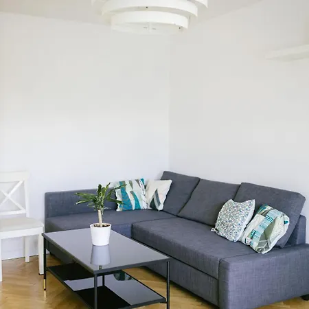 Elegantny V Srdci Kosic *